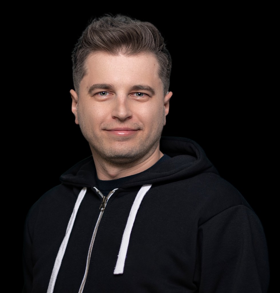 Tomek Tomaszewski - Fractional AI Product Leader